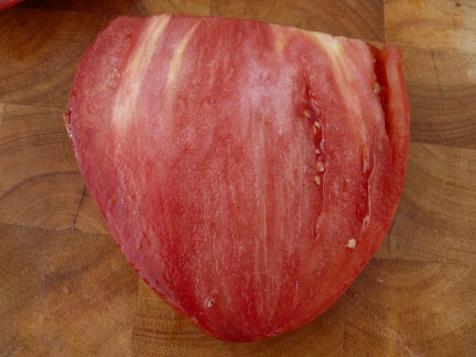 Tomate Fruta Bovina Coração Cutaway