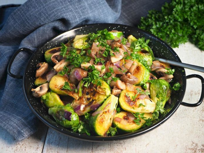 Choux de Bruxelles cuits aux champignons